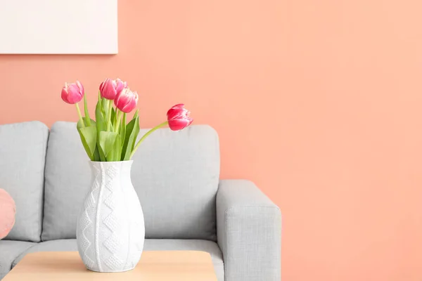 Vase Tulips Table Sofa Living Room — Stock Photo, Image