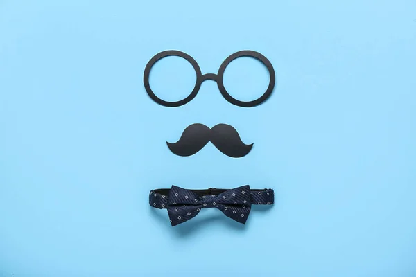 Paper Mustache Eyeglasses Bow Tie Blue Background Father Day Celebration — Stock Photo, Image