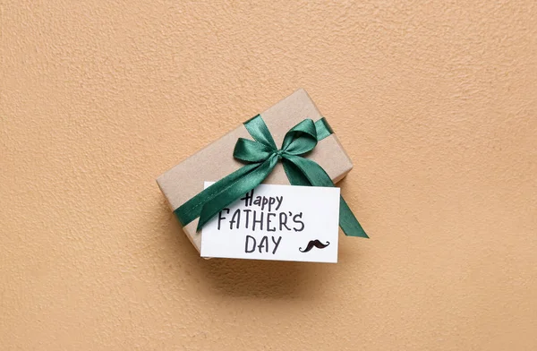 Paper Text Happy Father Day Drawn Mustache Gift Beige Background — Stock Photo, Image