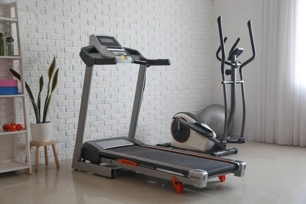 Interior Gym Modern Treadmill Elliptical Trainer White Brick Wall — Stock Photo, Image