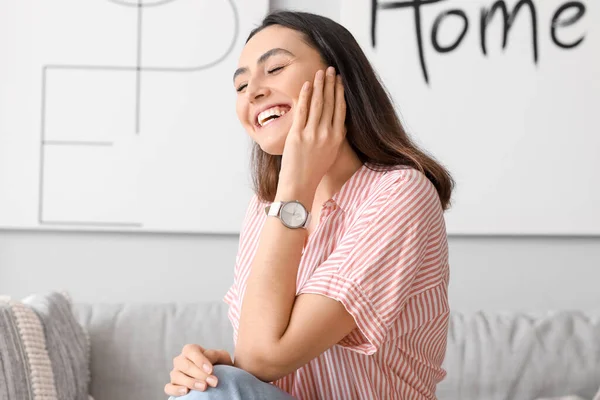 Young Woman Stylish Wristwatch Sitting Sofa Home — Stock Photo, Image