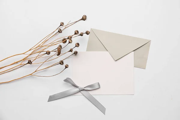 Composition Blank Card Envelope Dried Flowers White Background — Stock Photo, Image