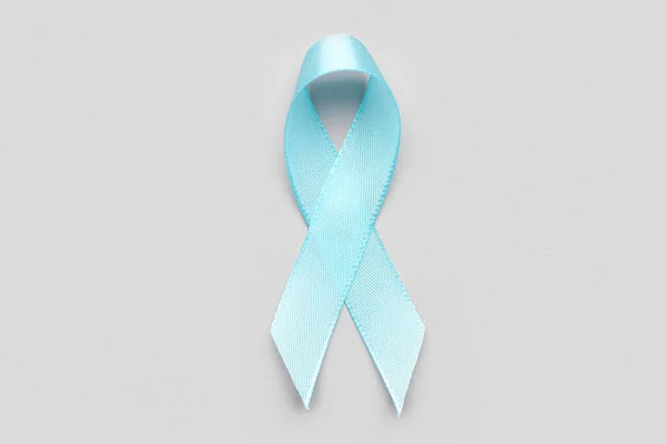 Açık Arkaplanda Mavi Saten Kurdele Prostat Kanseri Kavramı — Stok fotoğraf