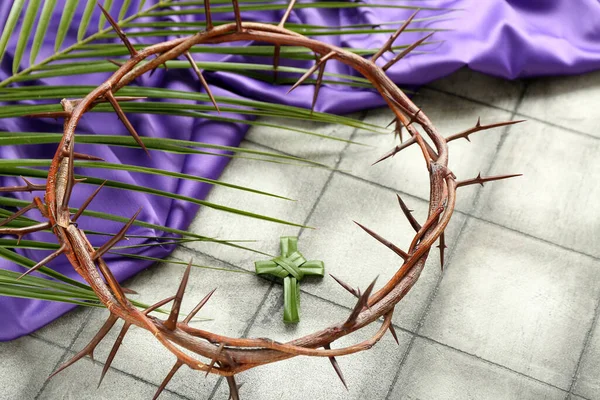 Cross Made Palm Leaves Thorn Crown Purple Fabric Grey Tile — Stock Photo, Image
