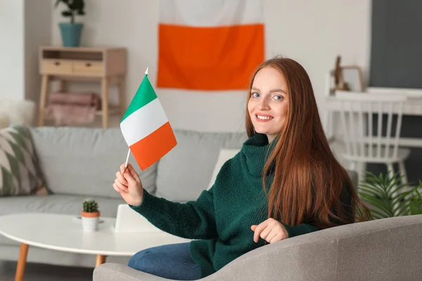 Beautiful Woman Flag Ireland Sitting Armchair Home — Stock Photo, Image