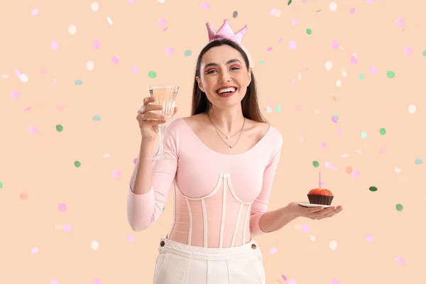 Beautiful Woman Birthday Cupcake Glass Champagne Beige Background — Stock Photo, Image