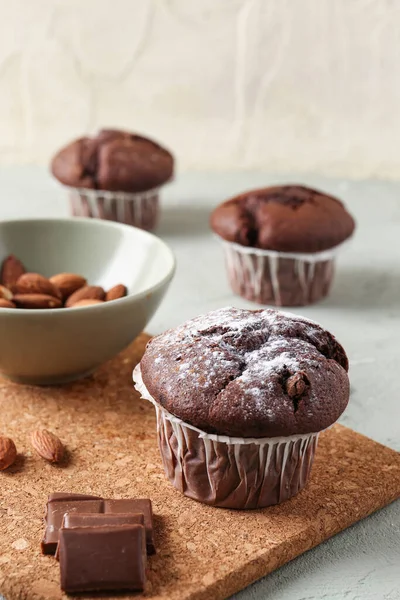 Tasty Chocolate Cupcakes Table — Stock Photo, Image