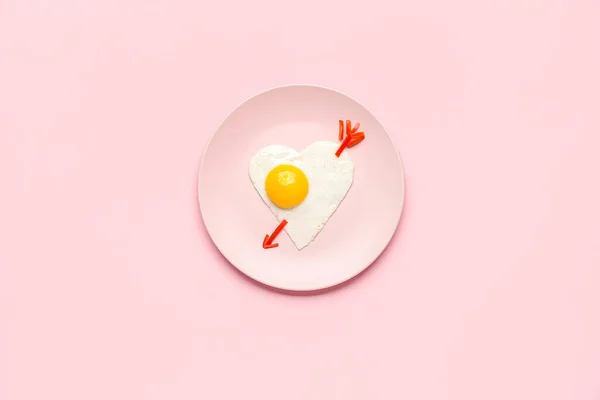 Placa Con Lindo Desayuno Infantil Sobre Fondo Rosa — Foto de Stock