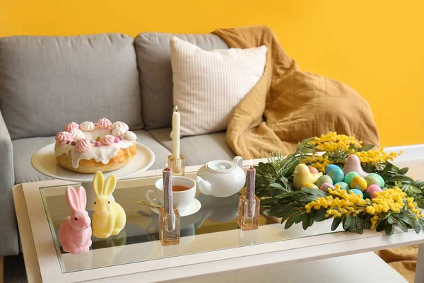 Easter Cake Cup Tea Decor Table Living Room — Stock Photo, Image
