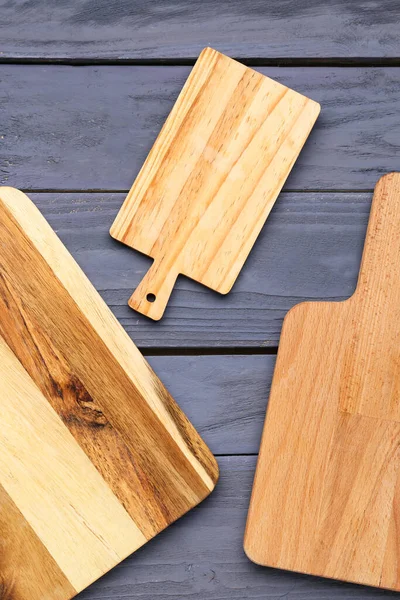 Set Cutting Boards Color Wooden Background Closeup — Stock Photo, Image