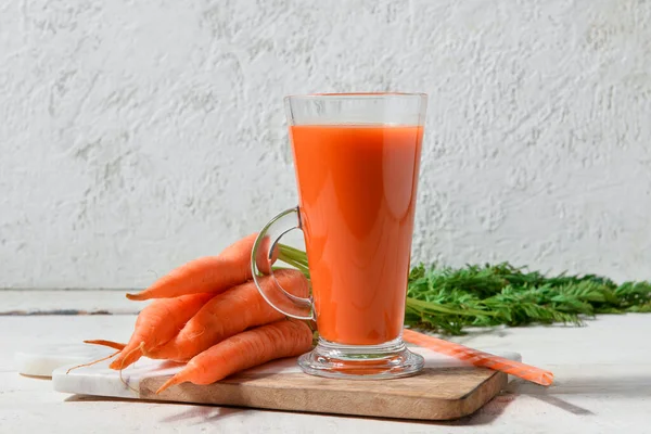Glass Fresh Carrot Juice White Grunge Table — Stock Photo, Image
