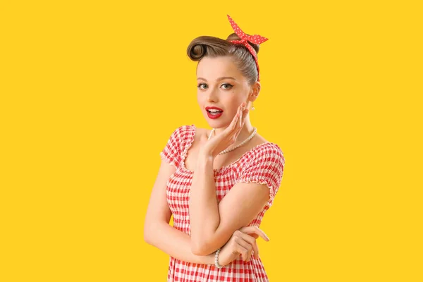 Young Pin Woman Yellow Background — Stock Photo, Image