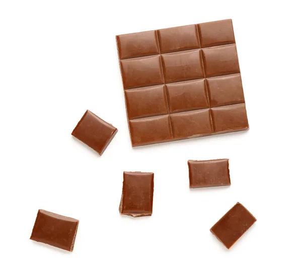 Pezzi Gustoso Cioccolato Isolato Sfondo Bianco — Foto Stock