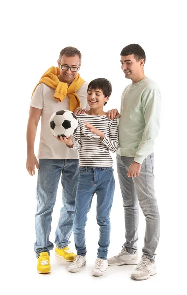 Felice Bambino Con Suo Padre Nonno Possesso Palla Calcio Sfondo — Foto Stock