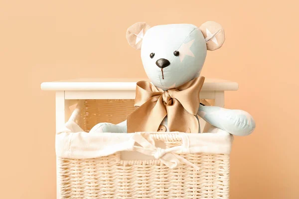 Toy Bear Basket Beige Wall — Stock Photo, Image