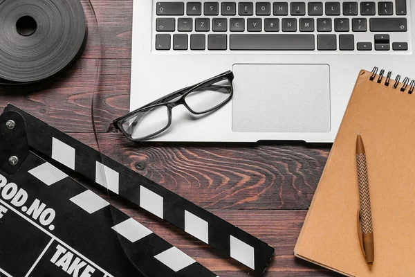 Notebook Laptop Film Movie Clapper Dark Wooden Background — Stock Photo, Image