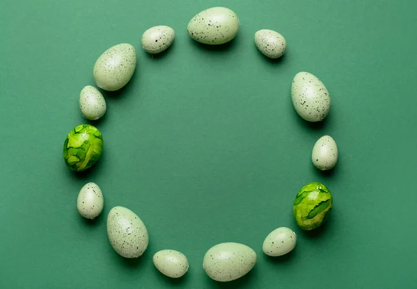 Frame Made Easter Eggs Green Background — Stock Photo, Image