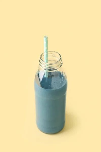 Glass Bottle Tasty Blue Smoothie Straw Yellow Background — Stock Photo, Image