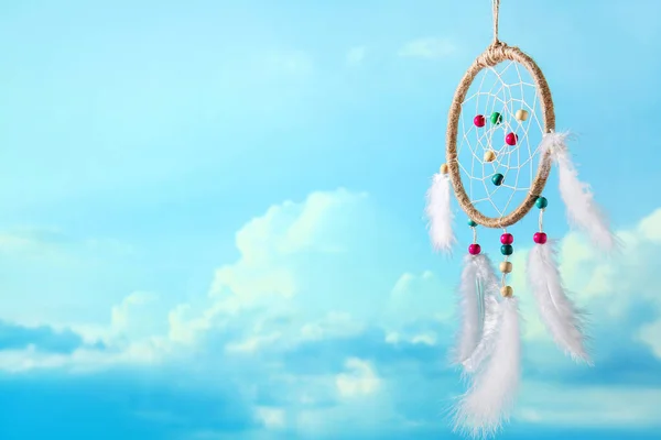 Beautiful Dream Catcher Hanging Blue Sky — Stock Photo, Image