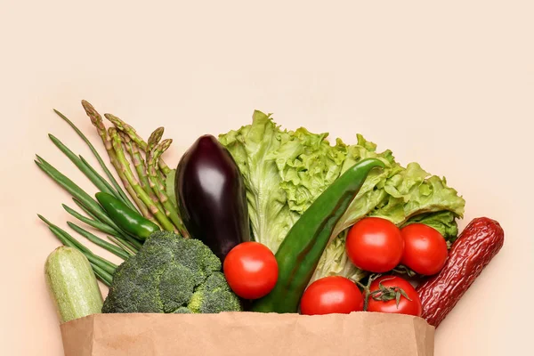 Paper Bag Vegetables Sausage Beige Background — Stock Photo, Image