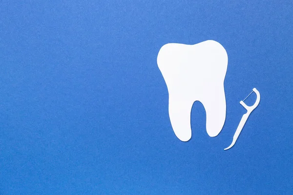Floss Toothpick Tooth Model Blue Background — Stock Photo, Image