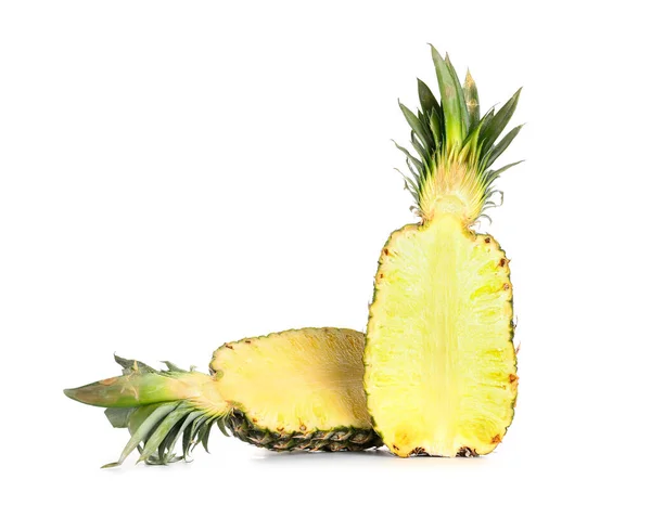 Helften Van Verse Gesneden Ananas Witte Achtergrond — Stockfoto