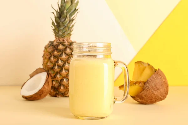 Mason Jar Tasty Pineapple Smoothie Coconut Color Background — Stock Photo, Image