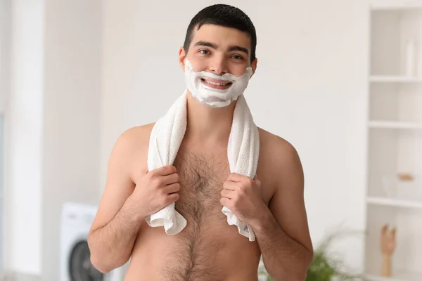 Young Man Shaving Foam Face Bathroom — Stock Photo, Image