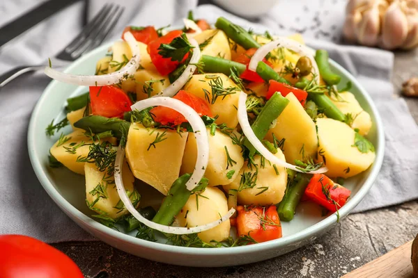 Plate Tasty Potato Salad Vegetables Table — Stock Photo, Image