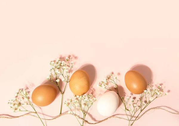Composition Natural Easter Eggs Gypsophila Flowers Pink Background — Stock Photo, Image