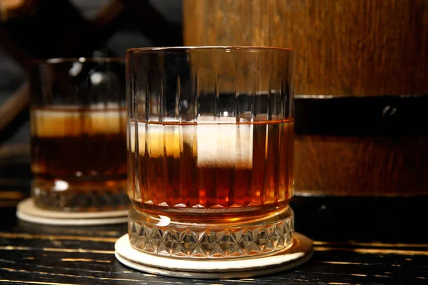 Copo Rum Frio Mesa Close — Fotografia de Stock