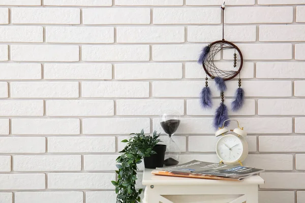 Dream Catcher Hanging White Brick Wall Room — Stock Photo, Image