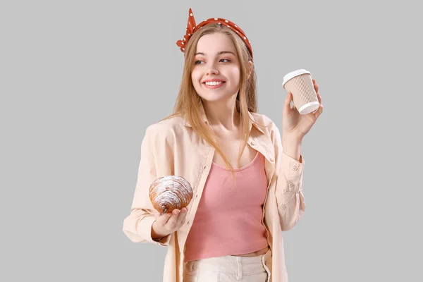 Young Woman Tasty Croissant Cup Coffee Grey Background — Stock Photo, Image