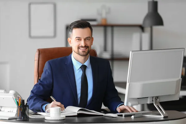 Handsome Businessman Working Computer Table Office — Stock Photo, Image