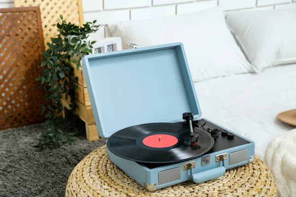 Record Player Vinyl Disk Pouf Bedroom — Stock Photo, Image