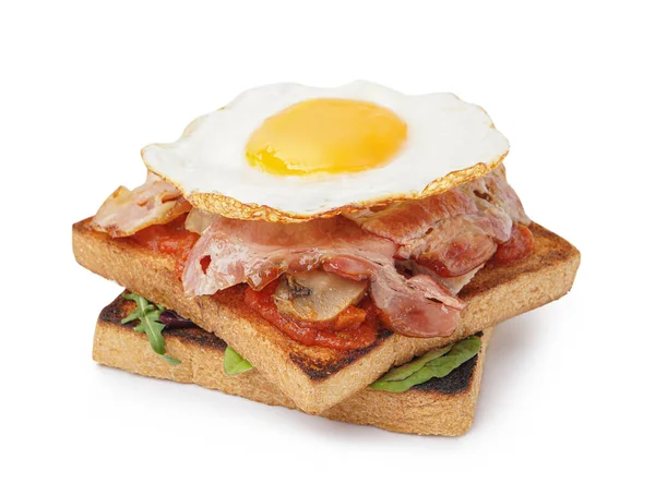 Délicieux Sandwich Avec Oeuf Frit Sur Fond Blanc — Photo