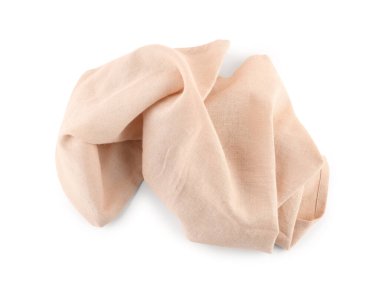 Beyaz arka planda buruşmuş kumaş peçetesi