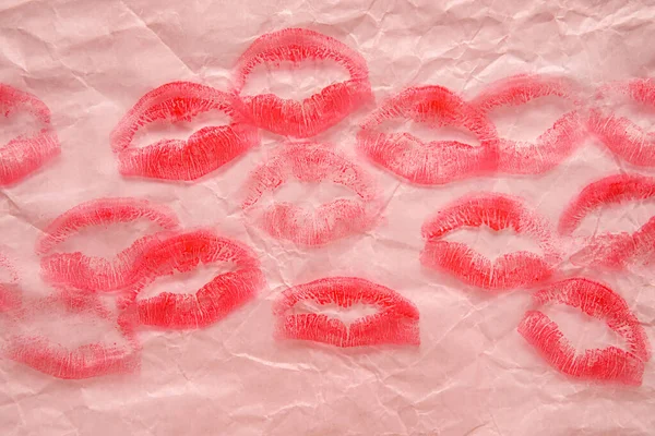 Lipstick Kus Tekens Roze Vel Papier Close — Stockfoto