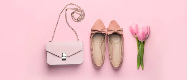 Stylish Handbag Female Shoes Tulip Flowers Pink Background — Stock Photo, Image