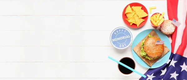 Amerikanisches Fast Food Mit Fahne Und Grußkarte Zum Happy Memorial — Stockfoto