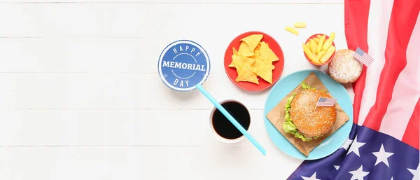 Amerikanisches Fast Food Mit Fahne Und Grußkarte Zum Happy Memorial — Stockfoto