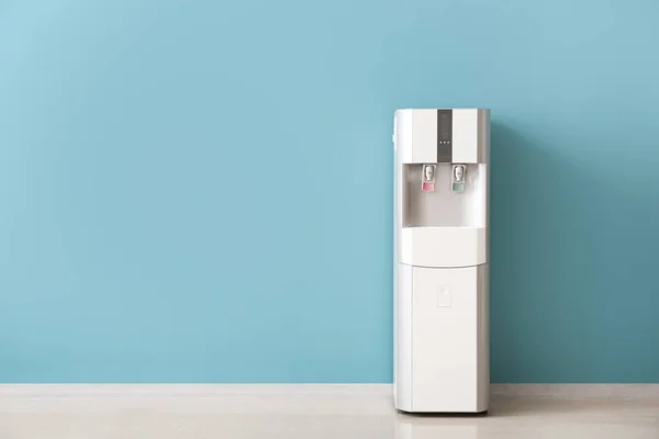 Modern Water Cooler Blue Wall — Stock Photo, Image