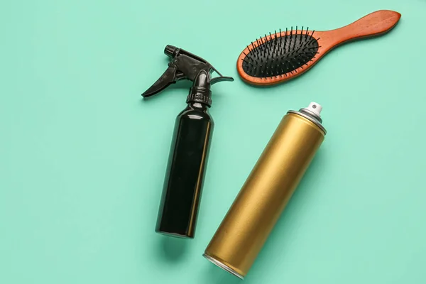 Bottles Hair Sprays Brush Color Background — Stock Photo, Image