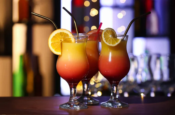 Glasses Tasty Tequila Sunrise Orange Slices Table Bar — Stock Photo, Image