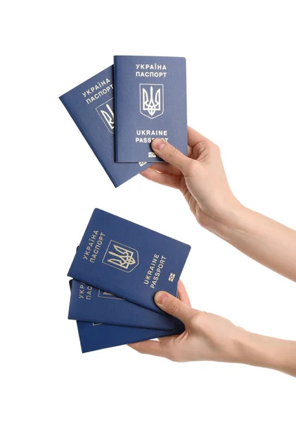 Beyaz Arka Planda Ukrayna Pasaportlu Kadın — Stok fotoğraf