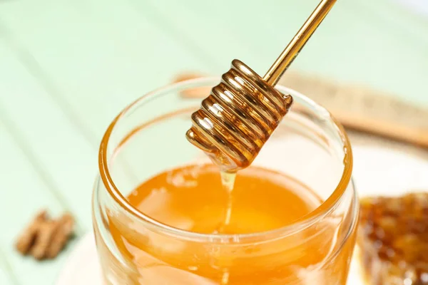 Jar Sweet Honey Dipper Table Closeup — Stock Photo, Image
