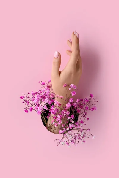 Female Hand Gypsophila Flowers Visible Hole Pink Paper — Stock Photo, Image