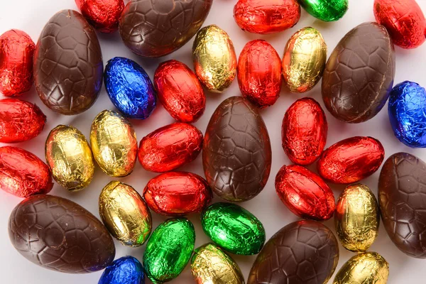 Sladká Čokoláda Velikonoční Vejce Bonbóny Izolované Bílém Pozadí — Stock fotografie