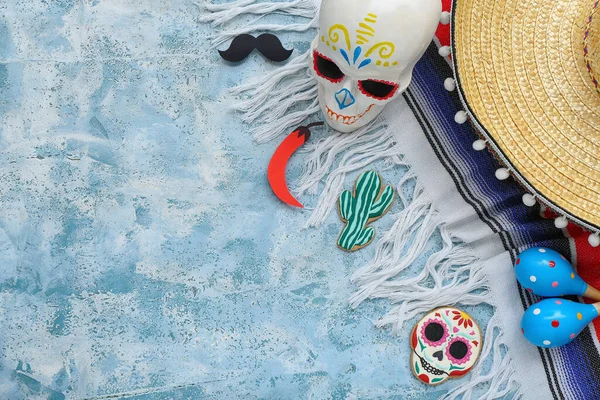 Mexikói Maracas Cookie Festett Koponya Papír Dekoráció Serape Grunge Háttér — Stock Fotó