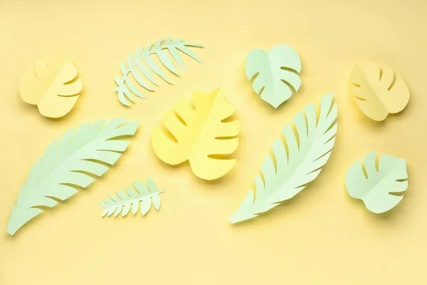 Composition Paper Tropical Leaves Yellow Background — Stock Photo, Image